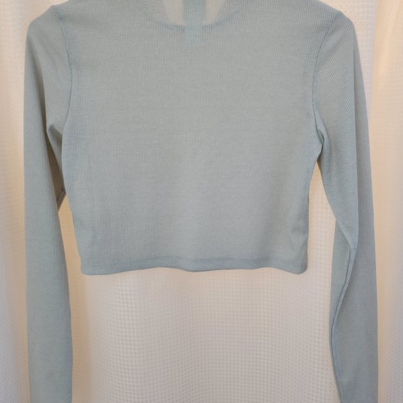 Silver Crop Top - Picture 2 of 4